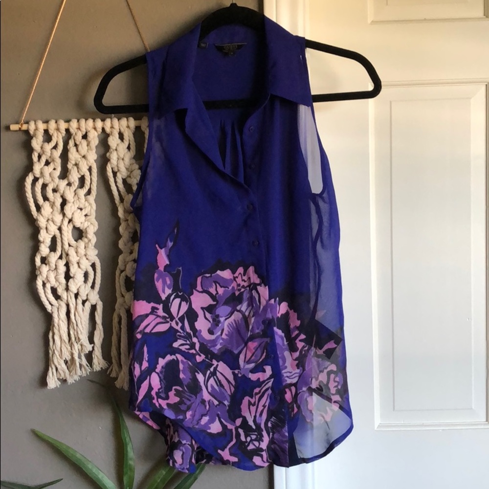 Sheer Guess blue floral top